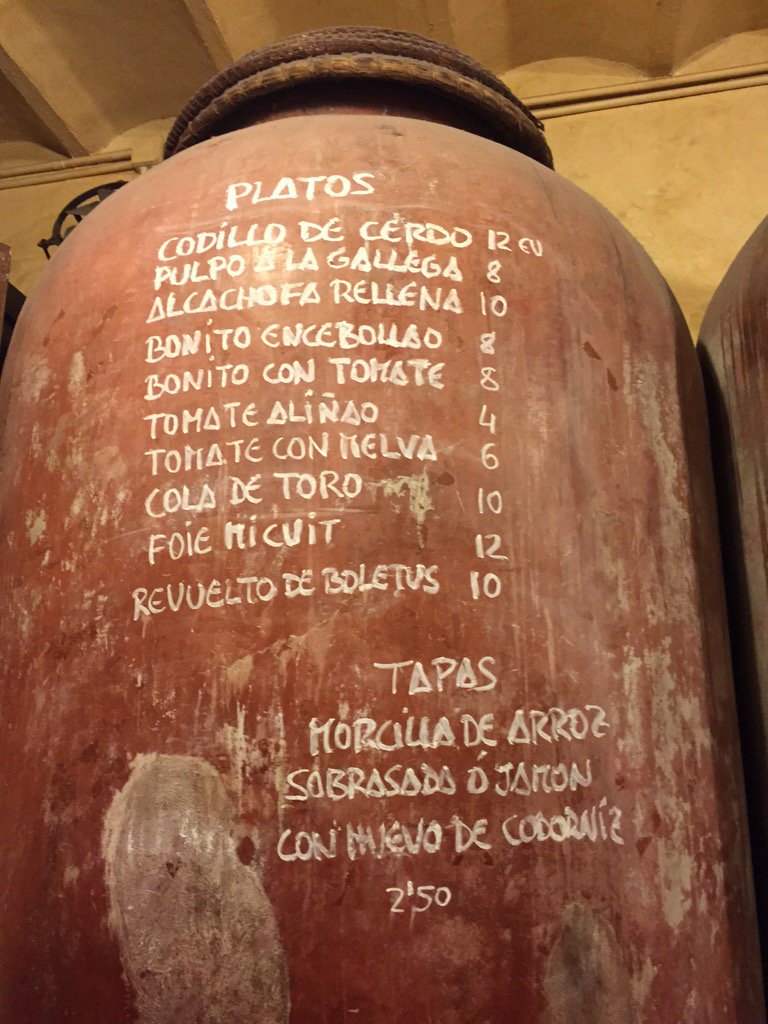 The best way to get to know #Sevilla havepaprikawilltravel.wordpress.com/2016/01/12/mee… #sevilla #spain #tapastour <a href="/WeLoveTapasTour/">We Love Tapas</a> #Andalucia