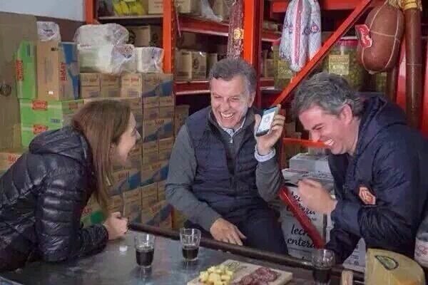 dogordo_'s tweet photo. —Hola, está laco?
—Qué laco?
—La cornuda. https://t.co/4iQvf2sc8t