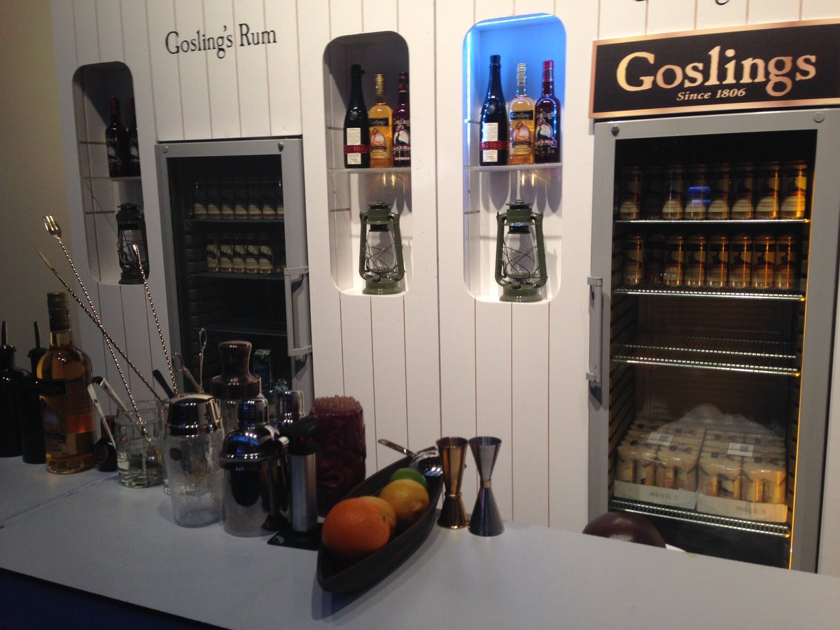 Lots of familiar names exhibiting at #Venuez16 in Antwerp: @MoninFlavours, <a href="/TheBlackSeal/">Goslings Rum</a>, Jack Daniel's, Bulleit etc