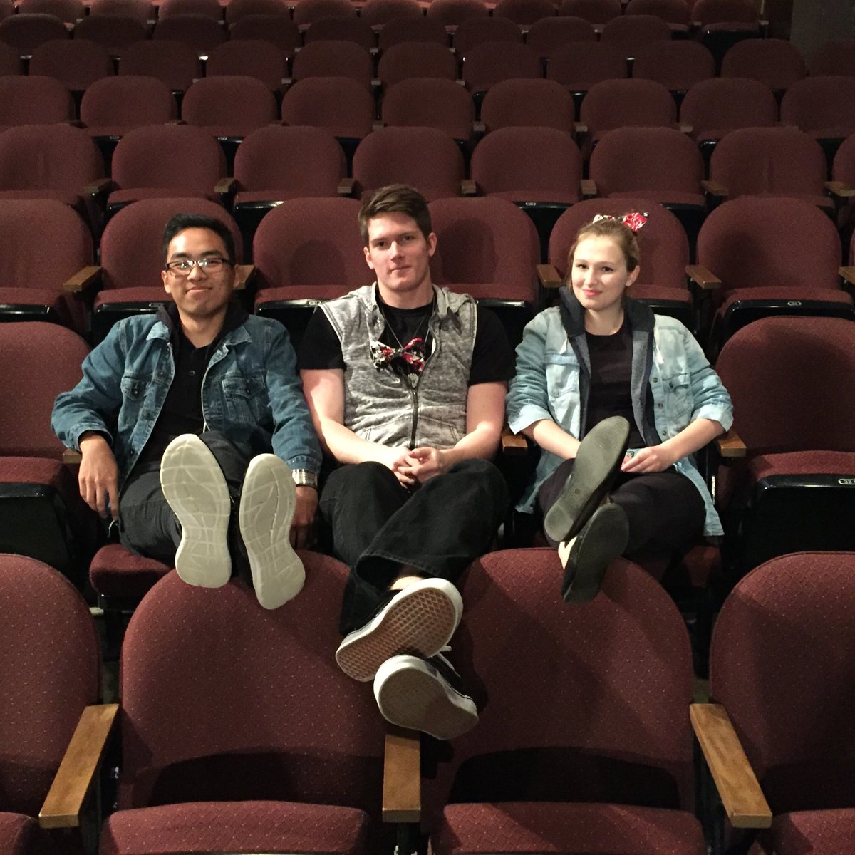 nghia_win's tweet photo. @UNCG_APO Bill, Zach, and Ceci: one of us forgot something, I wonder who? #APORushWeek ๐ธ๐ท๐ถ๐น https://t.co/j91RPYY1pA