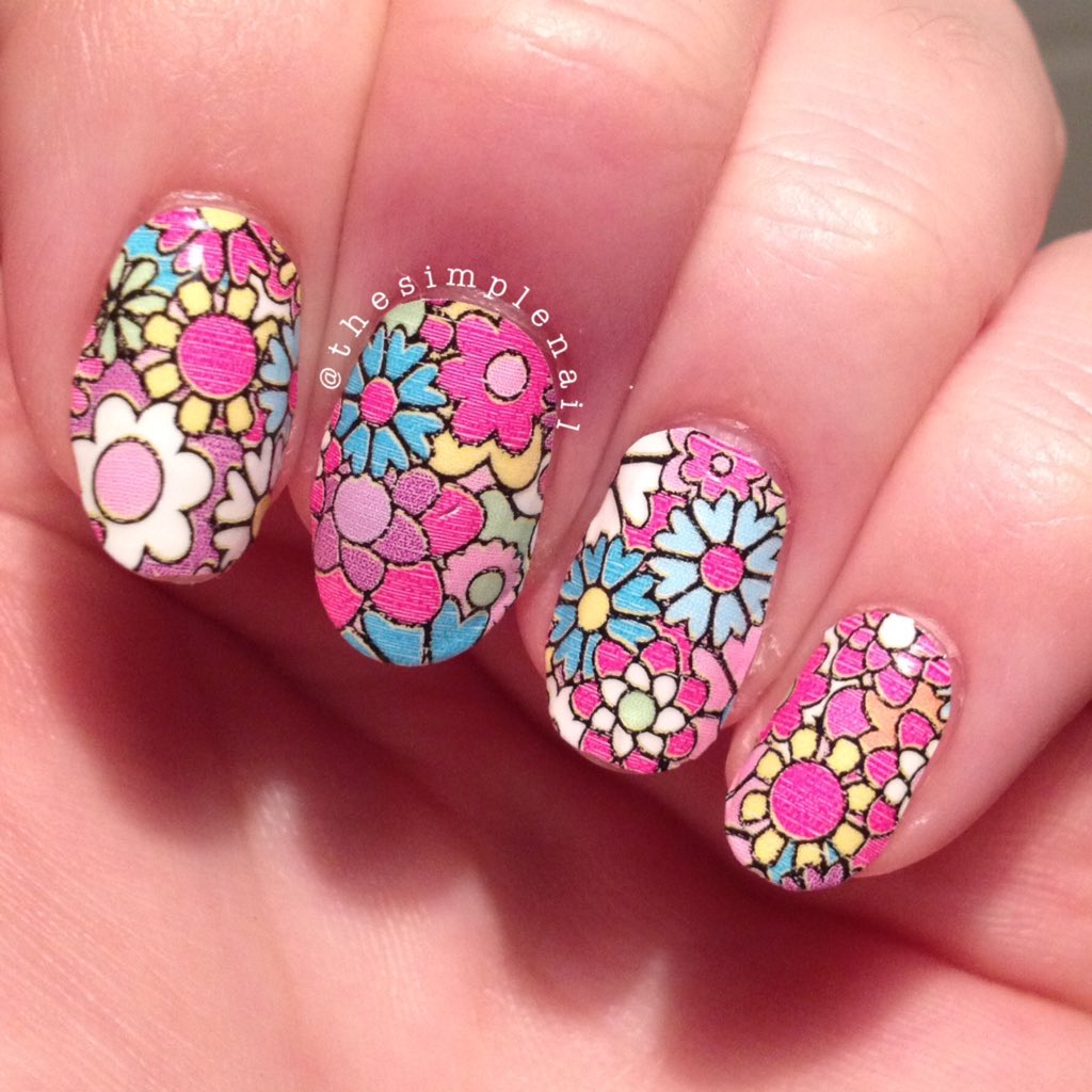 Sally Hansen nail wraps review! Head over to my blog! lesimplenail.blogspot.com