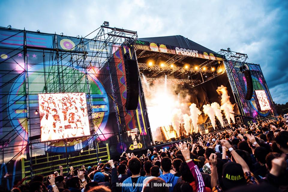 fotorockers's tweet photo. Estalló #LollaAR y nos dejó esta cobertura sublime FOTOS: https://t.co/OV45HBser9 @lollapaloozaar @lollapalooza https://t.co/jcBfTCpmW5