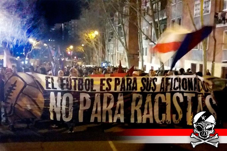 bukaneros92's tweet photo. 24 años luchando contra el racismo desde abajo, sin hipocresía ni falsas banderas
https://t.co/QhnRK3knKT https://t.co/gKJQBLPDi3