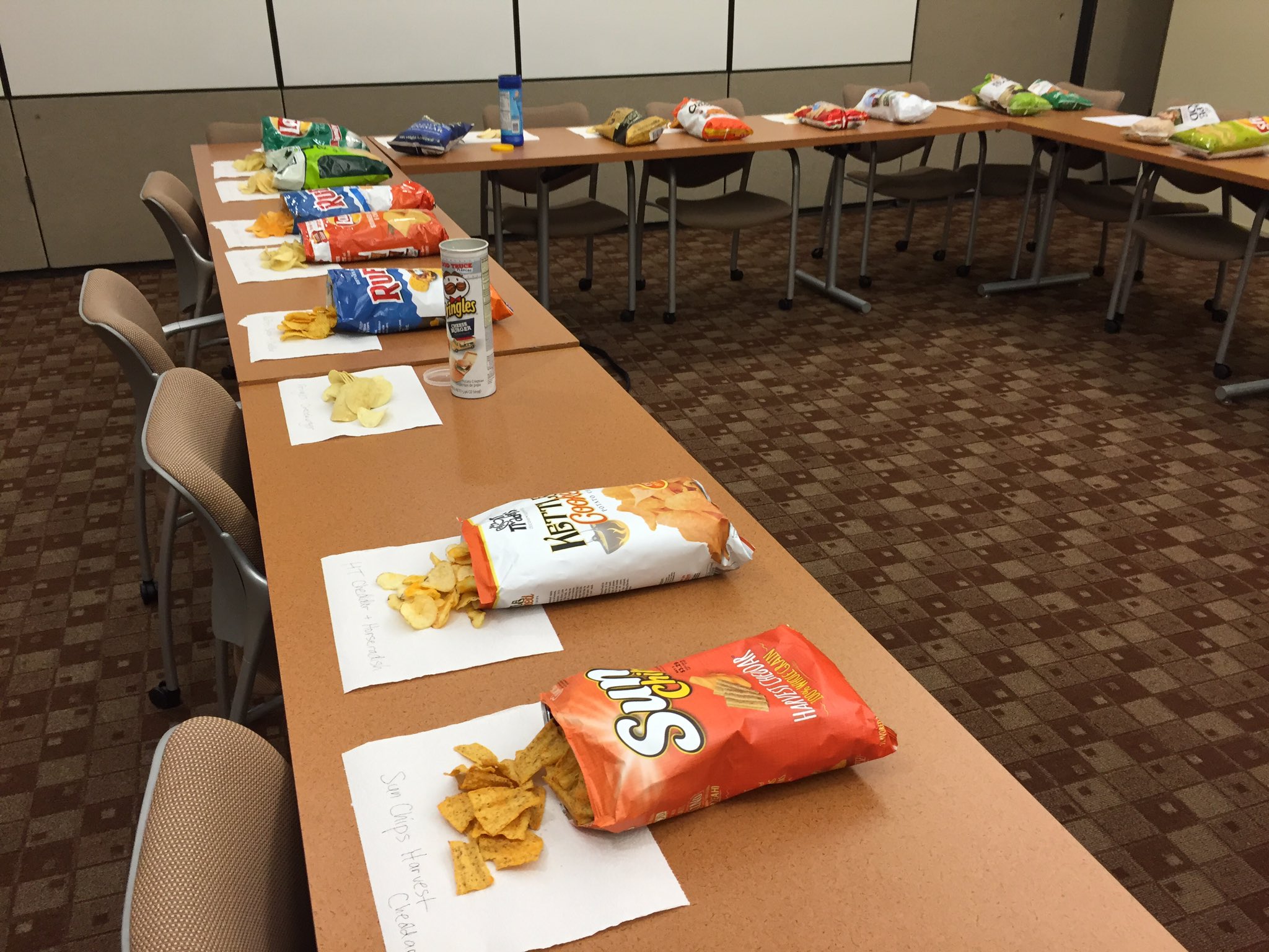 CeGJBWPXEAEnafV.jpg:large