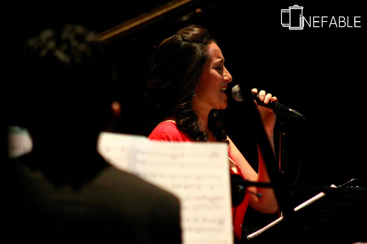 Música, canto, piano...