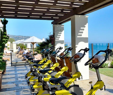 luxurytravel's tweet photo. 6 of the world's most unique hotel gyms - A Luxury Travel Blog https://t.co/dkt0OaOyxY https://t.co/wHvue4mG6Z