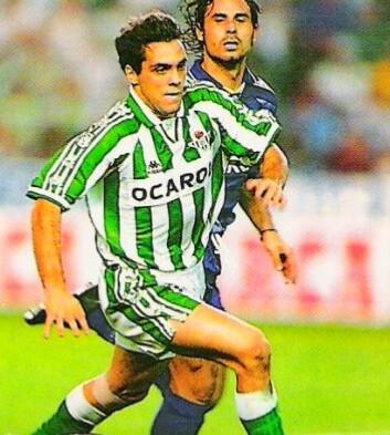 ExBeTicosXM's tweet photo. @piercherubino Recordamos a un delantero que nos regalo muchos goles. Siempre en el corazón de los Beticos https://t.co/jBFNsh4YeM