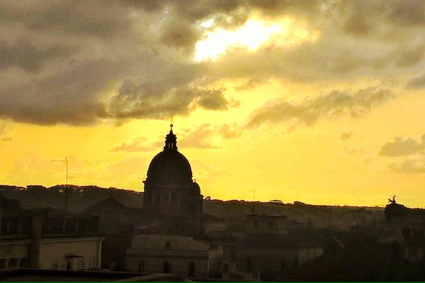 geonelroma's tweet photo. @TrastevereRM
#InfiniteVolteORO su tela...#ROMA https://t.co/K7PtTvQJiJ