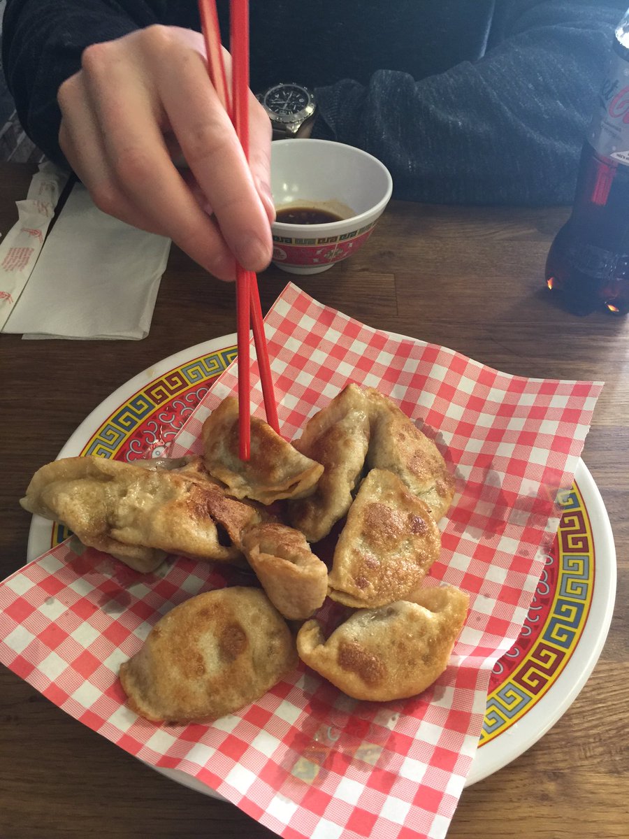 rozzystar's tweet photo. The best dumplings in the city 😋 #dumplingmonkey Wish I was tucking in to some right now! #yelpersloveglasgow #red https://t.co/dZAbqhtQKr