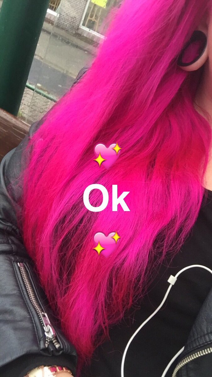 heartoutjanice's tweet photo. kinda miss this haircolor https://t.co/MaQKWvOfRe