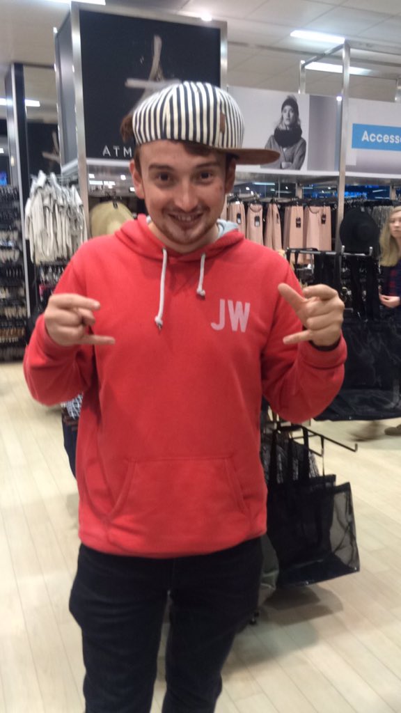 Nadia Zemouri tweet media