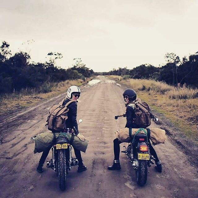 BikersMx's tweet photo. ¿Disfrutando del puente? 
Los mas afortunados tenemos vacaciones. 
#SomosBikers  😎
Buenas rutas. 👊 https://t.co/d5HbzuqyTH