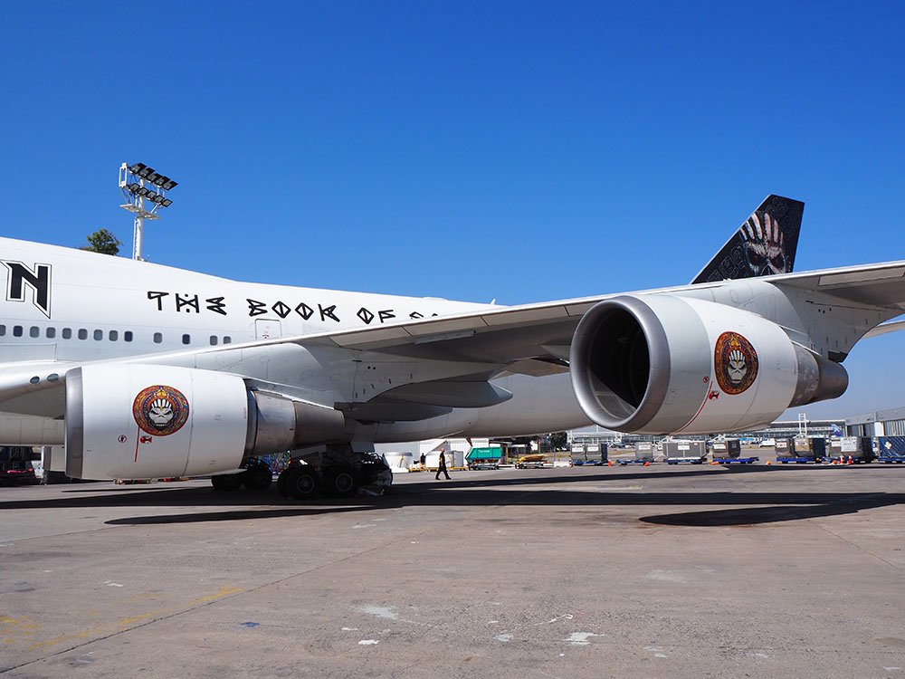 IronMaiden's tweet photo. She's back!  #edforceone #avgeek 
Epic post here: https://t.co/BnJI5AL4Zu https://t.co/qLEffy3MNP