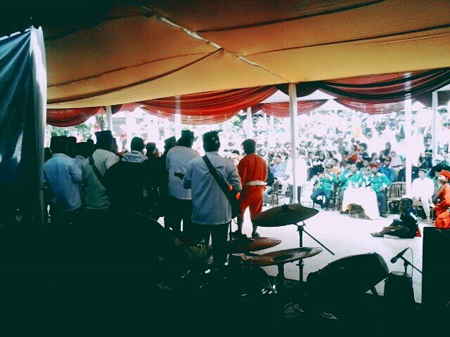 Dan lanjutnya Sore Acara RMB ( Rekruit Masyarakat BETAWI ) At.Gor BaleKembang ( Condet ) Pecahhh ! Thx bradda (y)