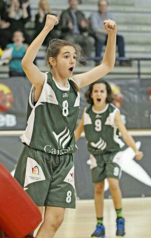 AlmeriaFAB's tweet photo. Gema Núñez nuestra #hormiga @FAB_Andaluza se mete en semis del #Mini2016 https://t.co/TX2gsdkZBs