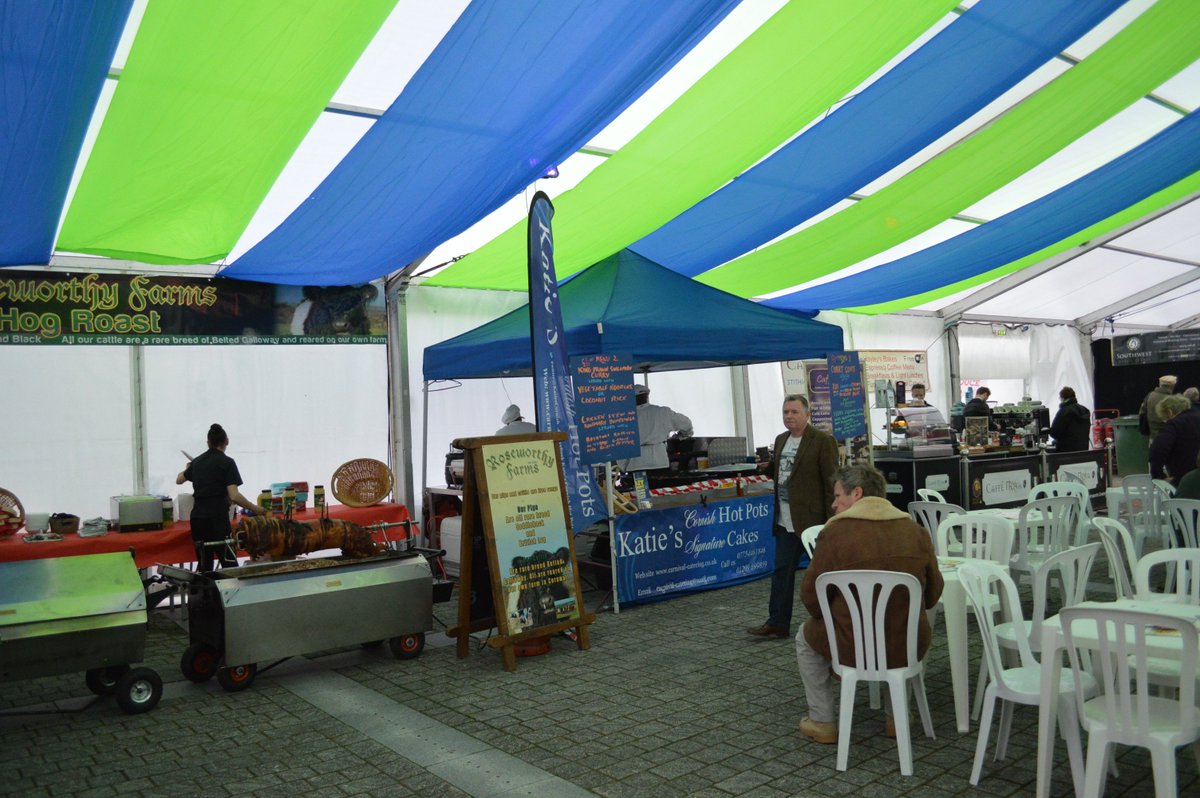 FalmouthFests's tweet photo. Entry to food stalls, arts, crafts & local produce market is FREE! #EventsSquare #FalmouthFolkCiderFayre https://t.co/MPoyqFKwY4