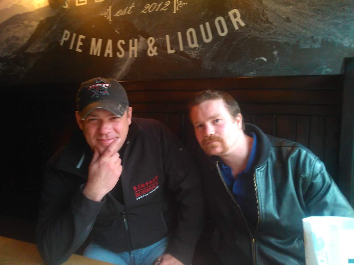 beowulffanzone's tweet photo. The other week had a great couple of drinks w/ stunts IVT &amp; @Abner_Zzap at @hopandcleaver In Newcastle. Great chat. https://t.co/egzNnAGwZG