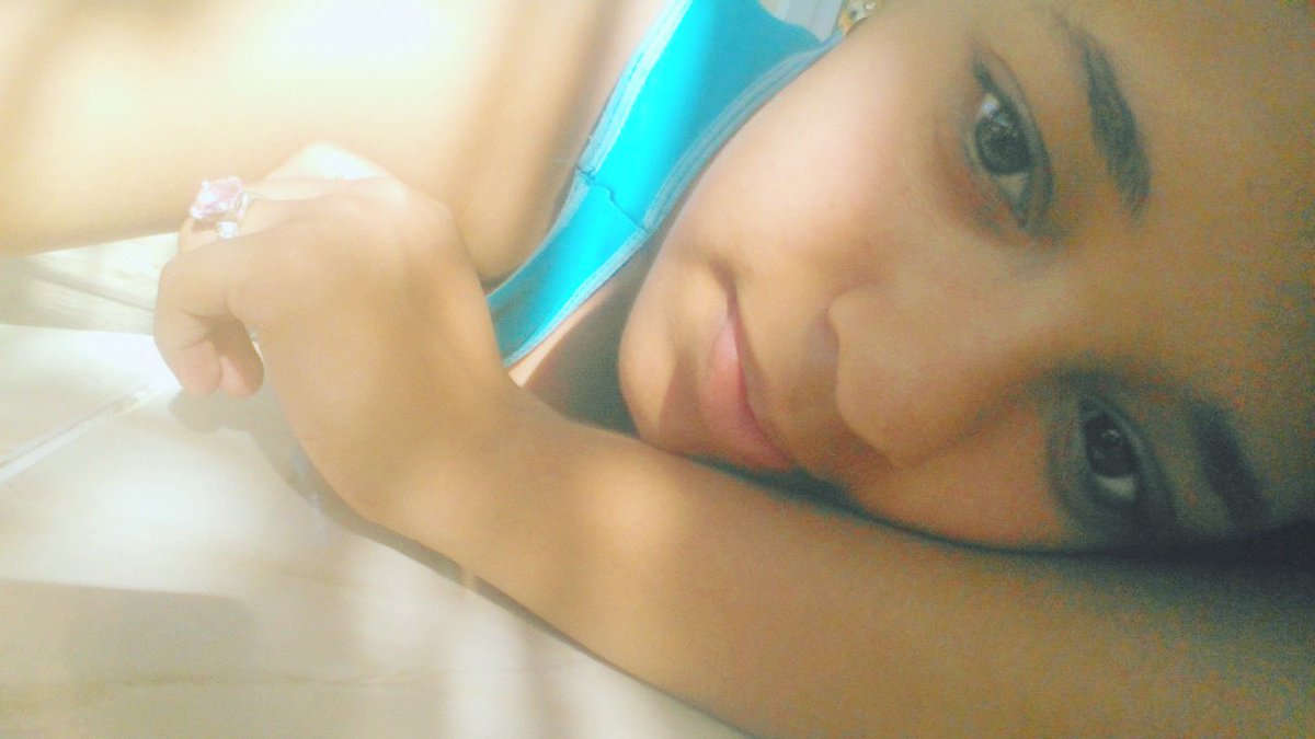 kenia Arias tweet media