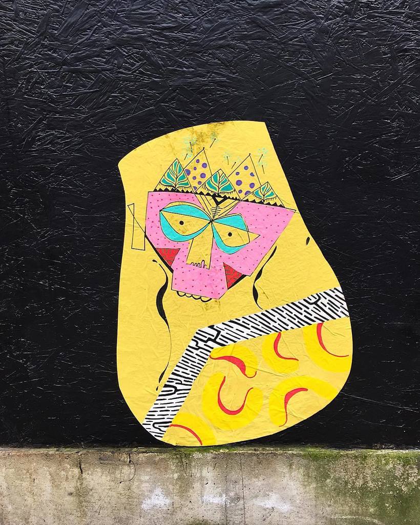 mynameismjar's tweet photo. Pasteups session continues, this one on Spital Street, London. #streetart #streetart_daily… https://t.co/whhBcL8aN2 https://t.co/02ZqAzxNgk