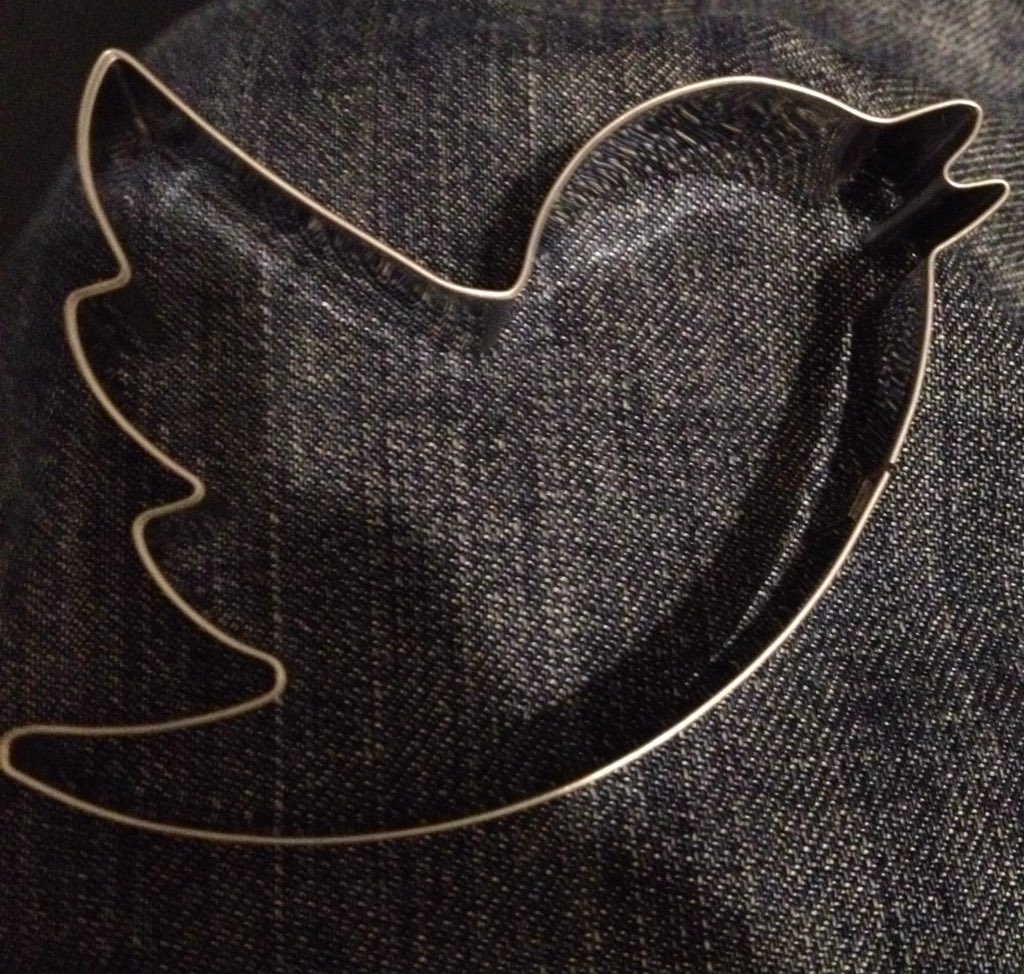 LaFolleAgence's tweet photo. Cool maintenant je vais pouvoir faire des sablés Twitter #twitter10lyon #lovetwitter https://t.co/G562H5Ztp0