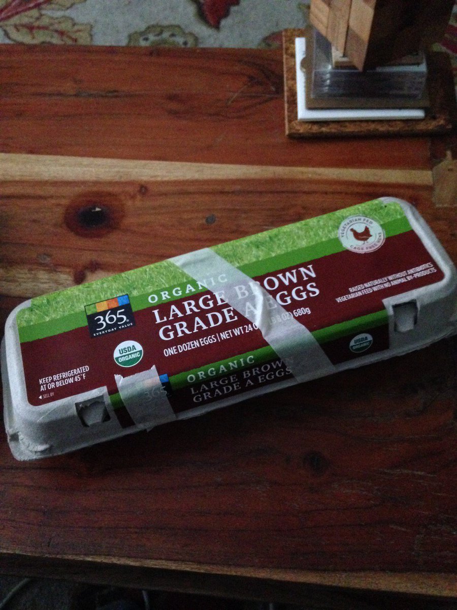 ZeroWasteMemes's tweet photo. @WholeFoods @wholefoodsnyc What is w/ putting tape on everything!? So wasteful! I understand the intent, but.. https://t.co/c3sRTlA8Bc
