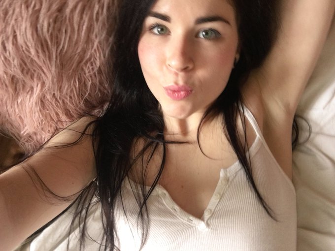 If you make me a present, I will give you one too!!! 💖☺️@spoilmemaybe  https://t.co/1KIxc0VZti https://t<a href="/tag/manyvids"class="tags"><span>#manyvids</span></a>