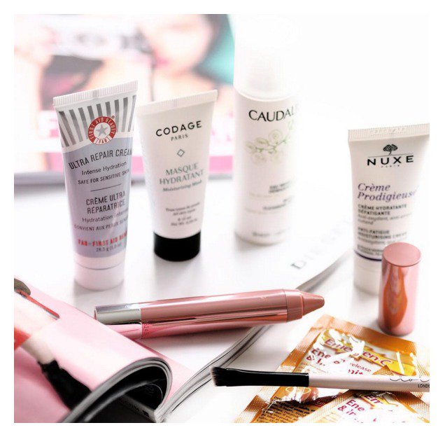 lookfantastic's tweet photo. Hurry! It's your last chance to pick up our fantastic #LFExplorer March Beauty Box! ๐๐๐ https://t.co/ujt20yjbaX https://t.co/nWxQDVy5QZ