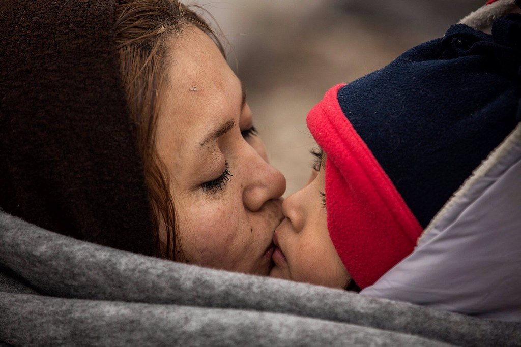 Raquel_Marti_'s tweet photo. Hoy es el día de la madre en Palestina o Siria..., a ellas que son héroes capaces de cualquier cosa por sus hijos. https://t.co/m0Vn6TfBnU
