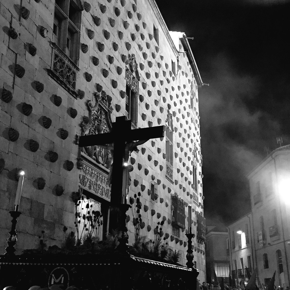 Javiinef's tweet photo. La @Pasionsalamanca es única #Doctrinos #LunesSanto https://t.co/ZMXVObeGVk