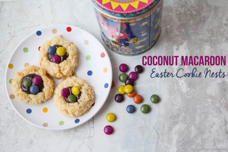 unrealsnacks's tweet photo. You HAVE to try these coconut macaroon Easter cookies!  https://t.co/XXn8wayRRv #Recipe via @NutritionbyAsh https://t.co/hBtpHM4mc6