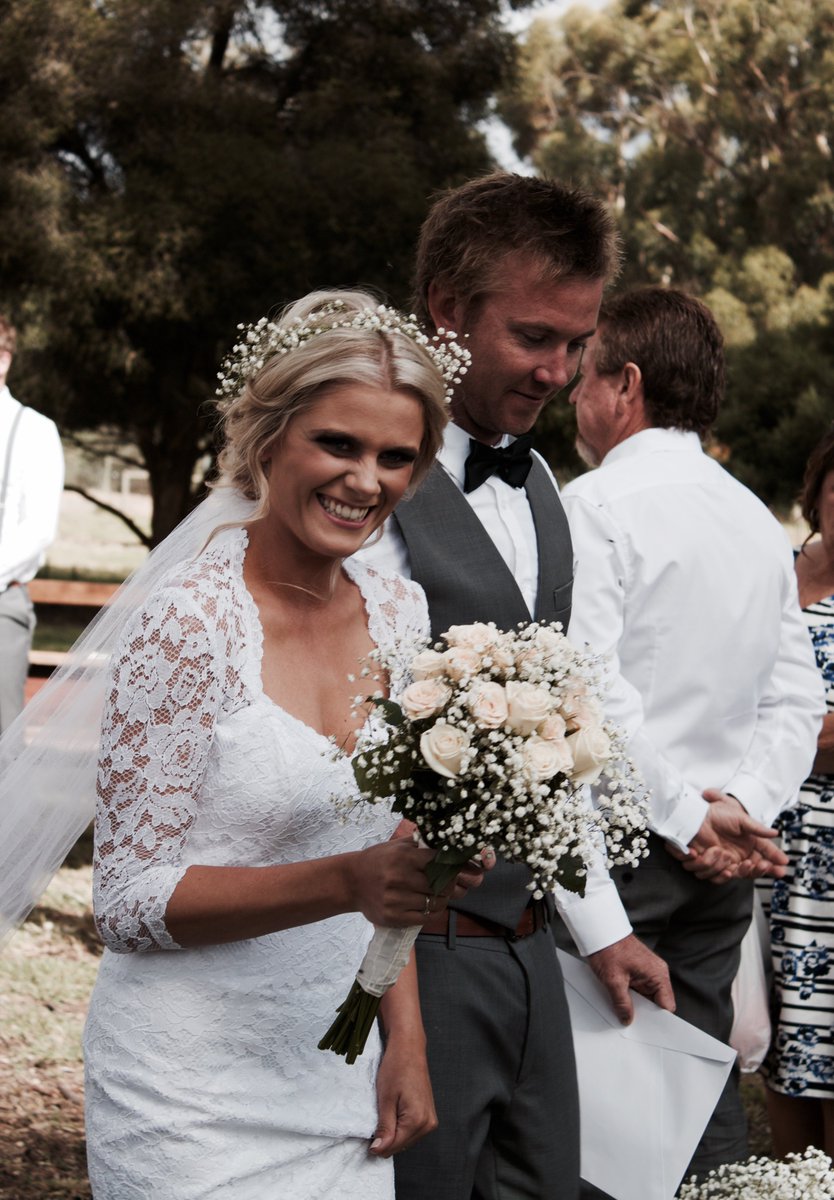 EmWood85's tweet photo. Another weekend and another beautiful wedding. Congrats to Sharn &amp; Jase, you guys looked amazing. https://t.co/Oq5jHfVHlV