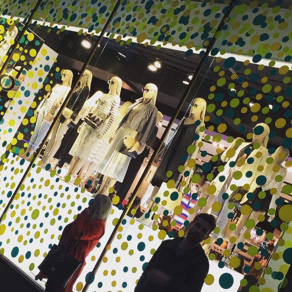 retailfocus's tweet photo. Topshop, London, March 2016
https://t.co/ibMEaSn2Fm
#retail #retaildesign #vm #visualmer… https://t.co/f4oKtnZuzj https://t.co/1bqTh3vvRn