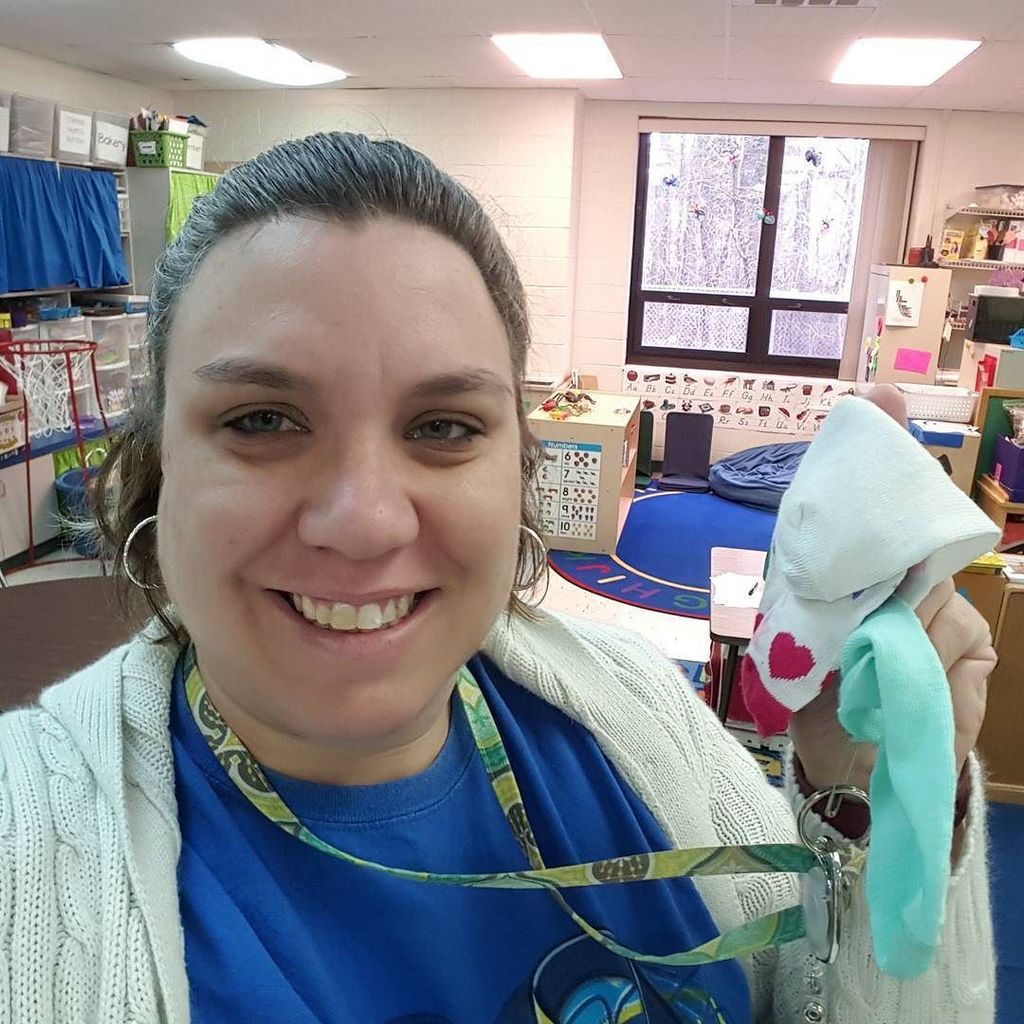 learning_ahoy's tweet photo. I wore 3 socks today and my down syndrome awareness t-shirt. #lotsofsocks #learningahoy https://t.co/VLifrx9eVO https://t.co/MdtBNX4SZ8