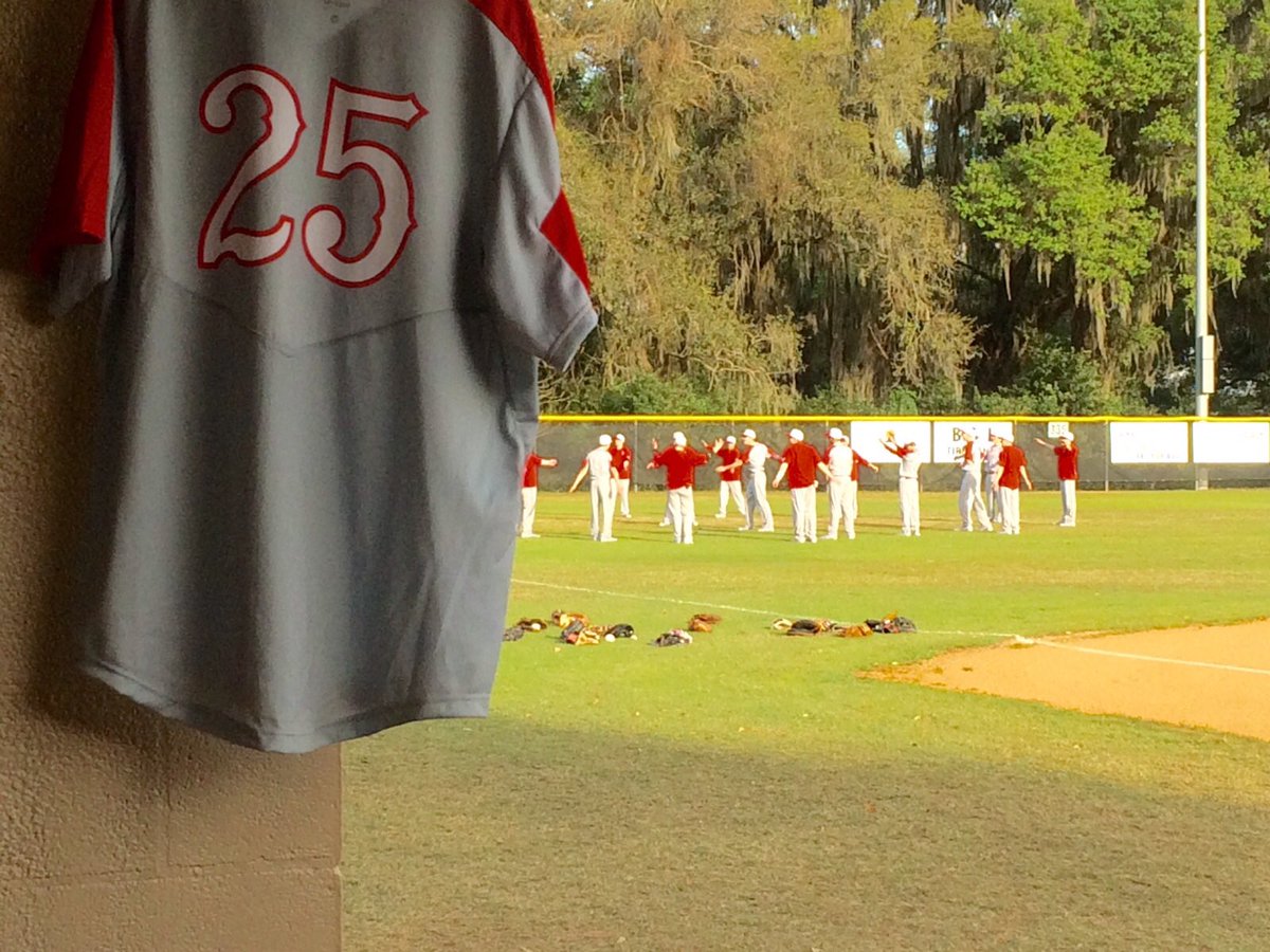 SFHS_Athletics's tweet photo. @SFRRBase busting oh the new grey unis in Florida. #springtraining #JMS25 https://t.co/p1aZldXPii