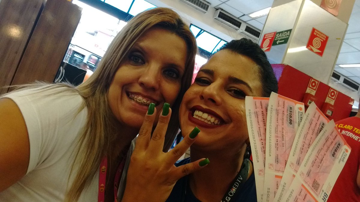 Claudia Ferraz tweet media