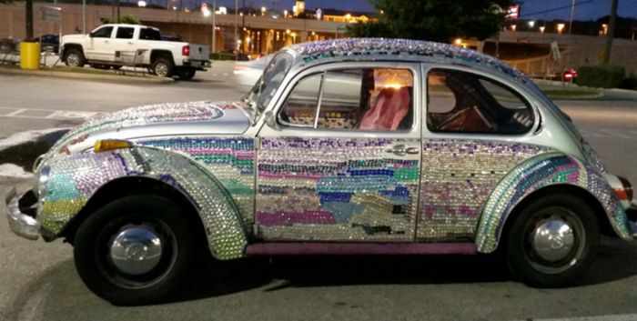 FixSpringfield's tweet image. Taking "bedazzling" to a whole new level! #CustomCars #CustomPaint