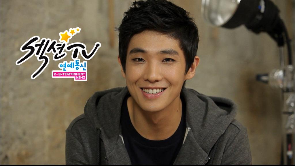 RosemaryLeeJoon's tweet photo. I love Joon's smile so badly Always handsome Lee Joon!!! https://t.co/BbpZd9so0X