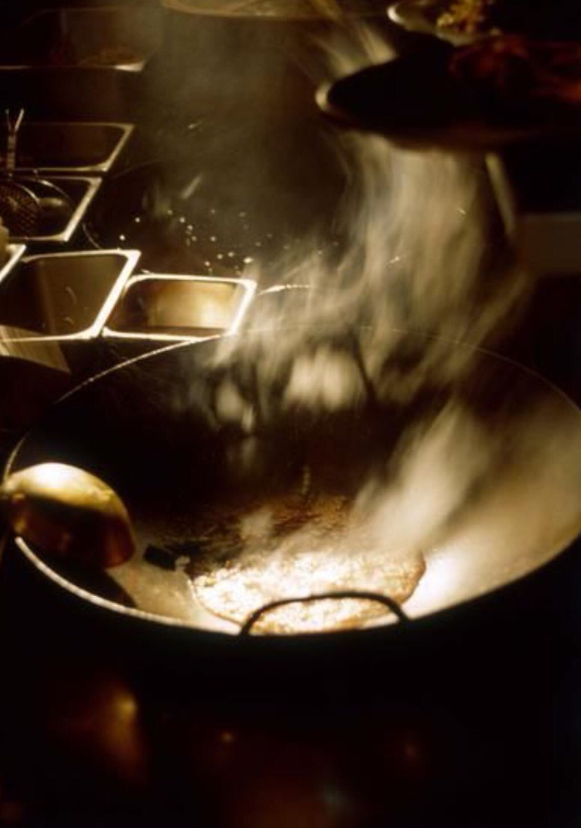 Wok60Asian's tweet photo. El #wok es uno de los utensilios de cocina más versátiles, se creó hace más de 1000 años en China #food #mercado60 https://t.co/88wzlr0zZn