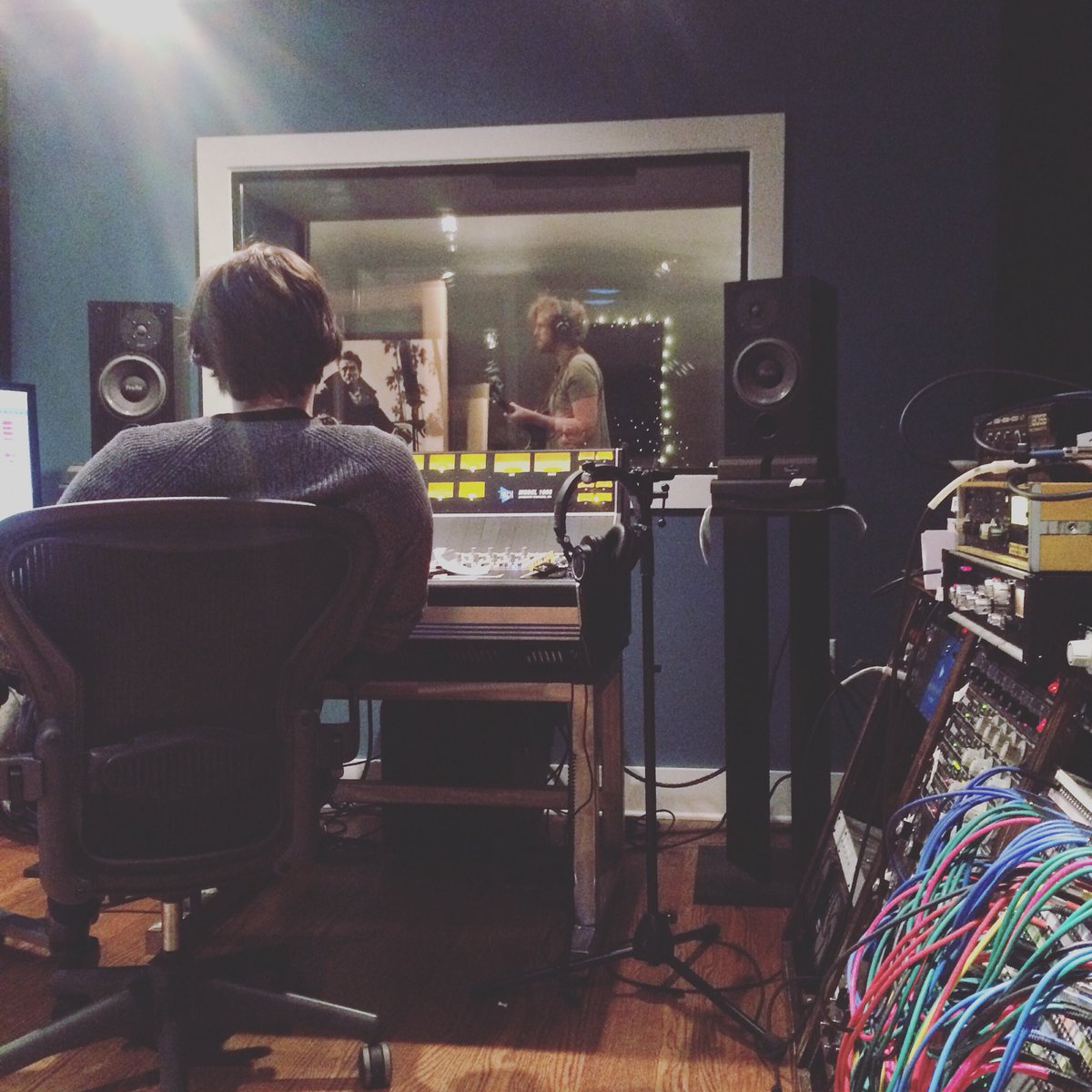 1092Studios's tweet photo. Eddie and @Sftwband laying down and putting out the sweetest of sounds. https://t.co/yZCB3pSA0Q