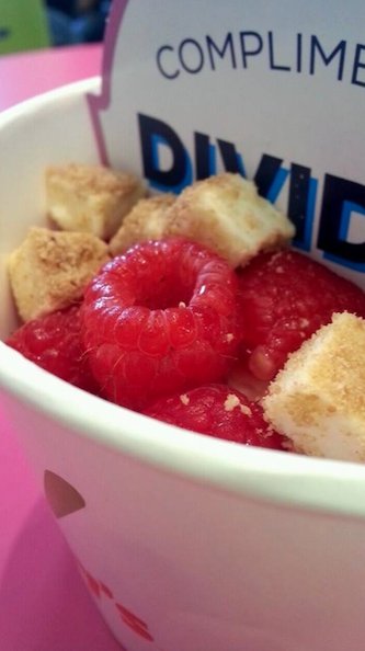 Chilly_Billys's tweet photo. Have you tried our new flavor, chocolate fudge sorbet? Let us know using #duluthvip https://t.co/3VRijhbRXT