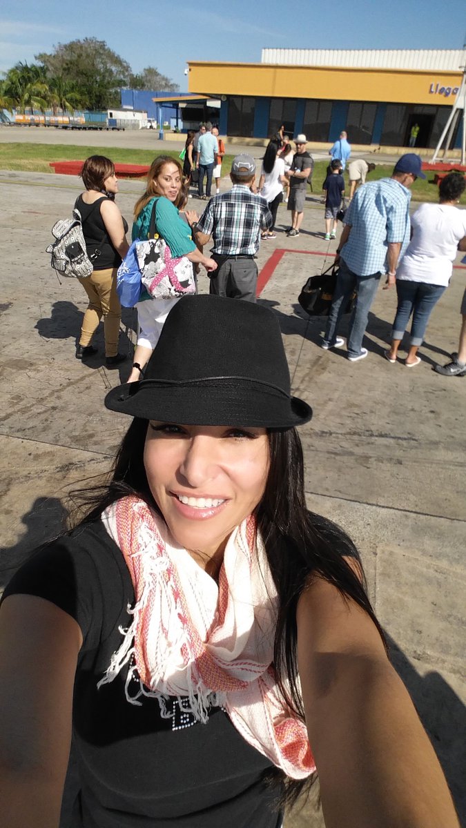 MaryLDelgado's tweet photo. Checkout a few pics from my #CubaVisit Dec.2015 #Amazing #CubanBorn. Happy my @RaysBaseball are there now. https://t.co/pHOHQ67GsN