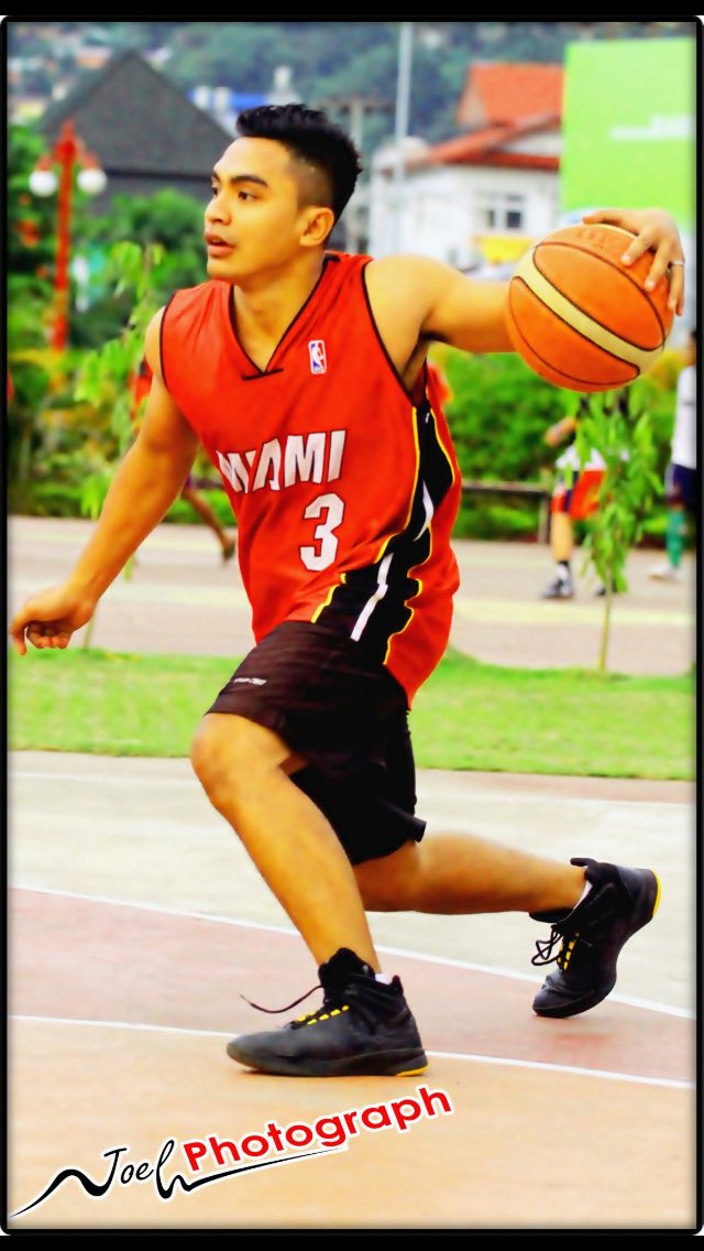 Rayanthonio tweet picture