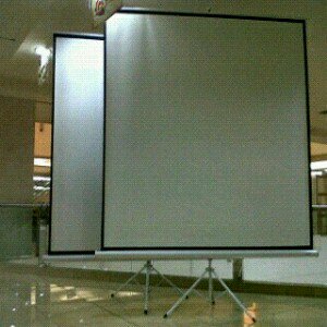 pvidia's tweet image. #ScreenProjector Tripod 70&quot; Diagonal (150x120cm) via @jktkom goo.gl/heBTu6