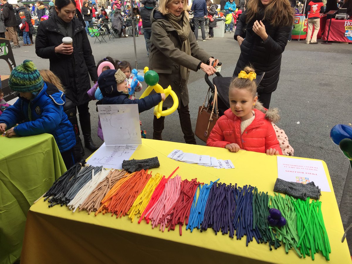 twist_balloons's tweet photo. Did you see us at the Kids Food Festival?! Learn more about our services at https://t.co/GRGPGAW7Fp!!! https://t.co/WpwWBgqyWp