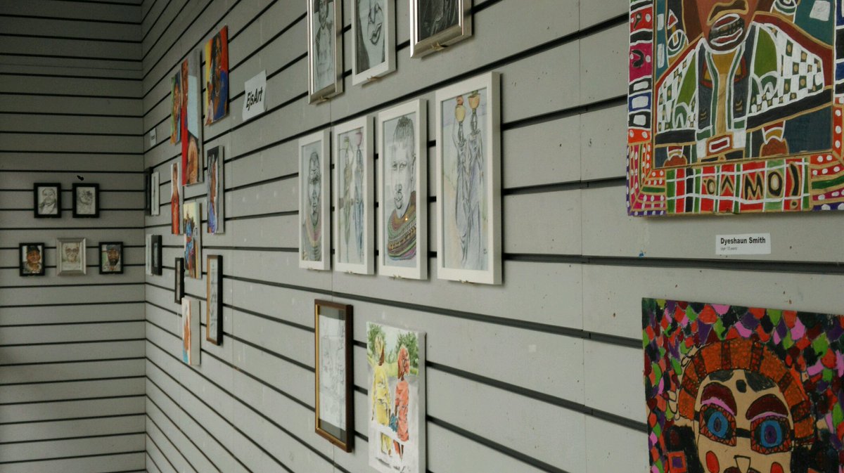 ejsart_art3's tweet photo. #Art #LewishamLibrary Part2 of 4part  collection Portraits. From 21/3-8/4/2016. Visit art display, sign Comments bk. https://t.co/0ryFM51C2k