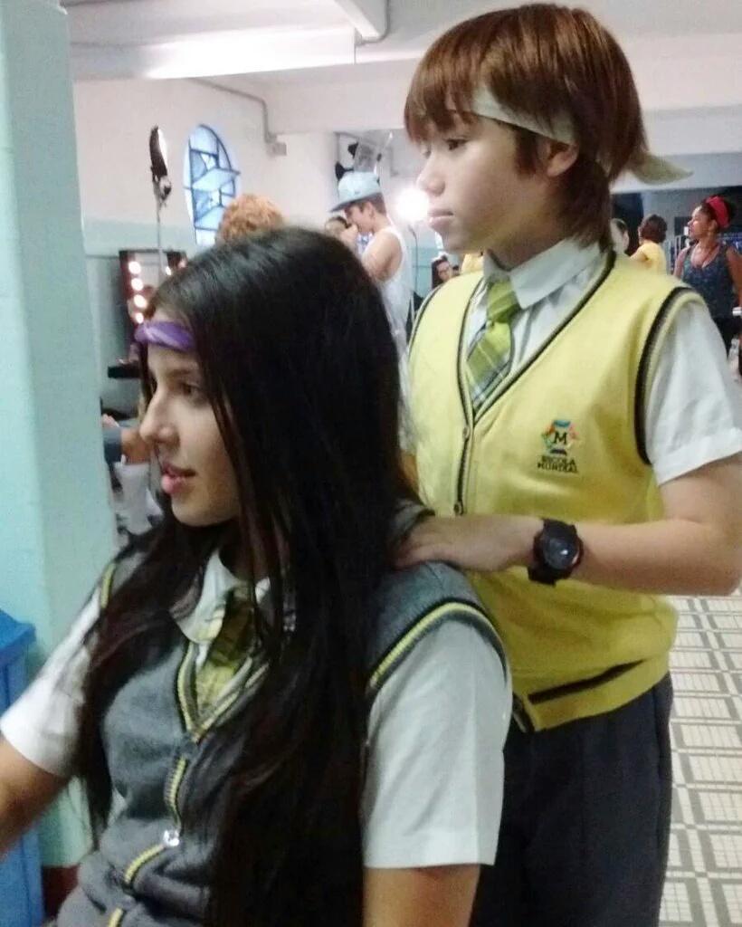 milisguida_de's tweet photo. Algumas fotos dos bastidores de carrosel 2 https://t.co/wgXIgWTPXz