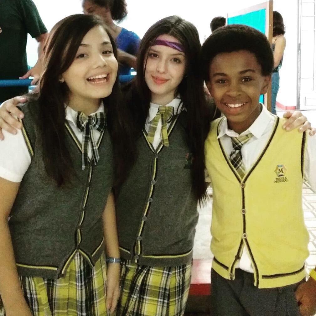 milisguida_de's tweet photo. Algumas fotos dos bastidores de carrosel 2 https://t.co/wgXIgWTPXz