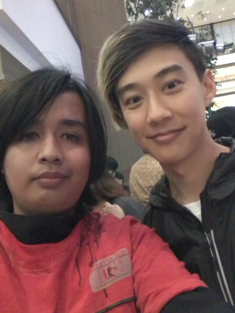 DOrukawa's tweet photo. With joe inoue xD https://t.co/KUL7R0HVUa