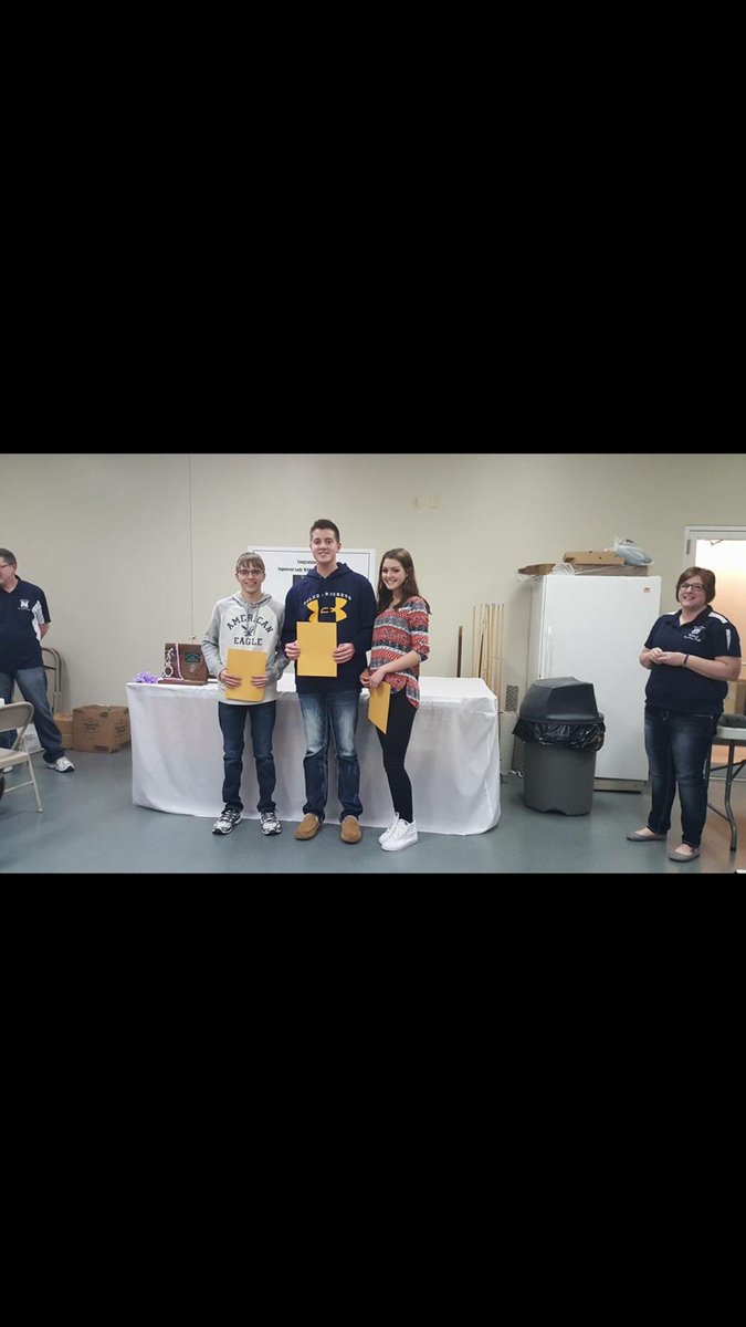 Congrats to your 3 bowling scholarship winners <a href="/Dylann_Brown/">Dylan Brown</a> <a href="/makaylahorner/">makayla 🌞</a> and N. Heaston. Great work all season 🎳