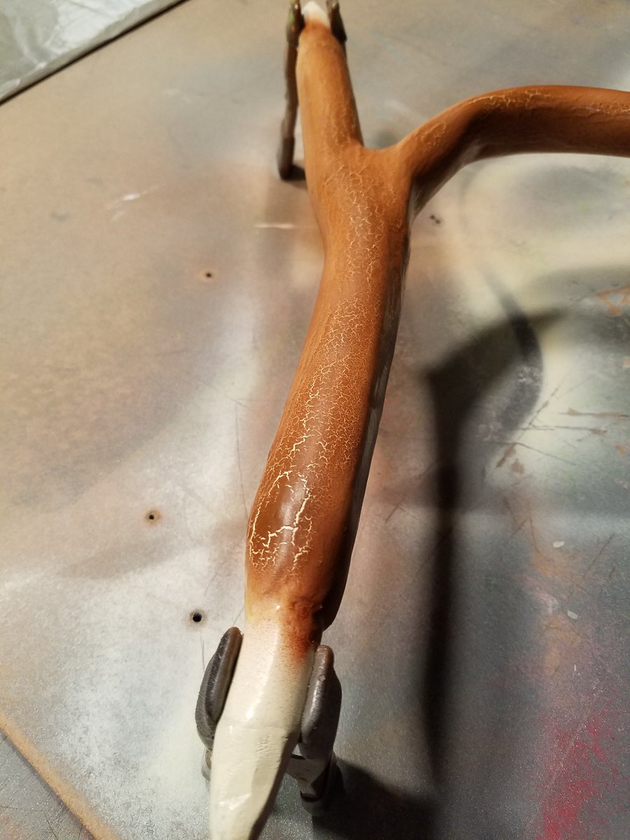 Crackle effect for the Orc Bow.
#pvcbow #orcbow #fantasybow #renaissance #props #crackleeffect